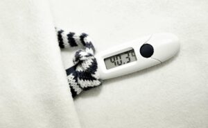 不眠改善に効果的なグッズは何ですか？