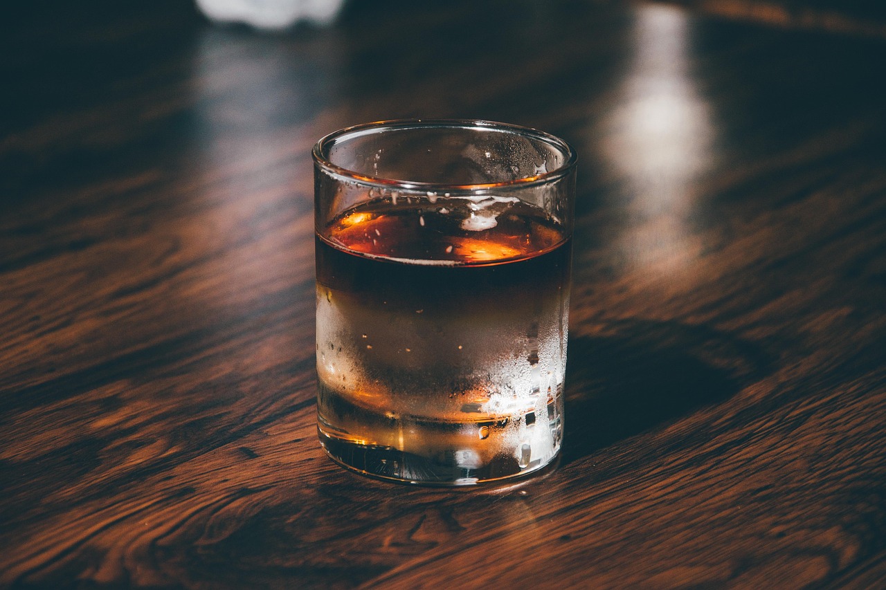 温冷アイマスクのメリットとデメリットは何ですか？