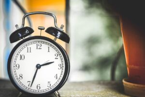 光目覚まし時計のメリットとデメリットは何ですか？